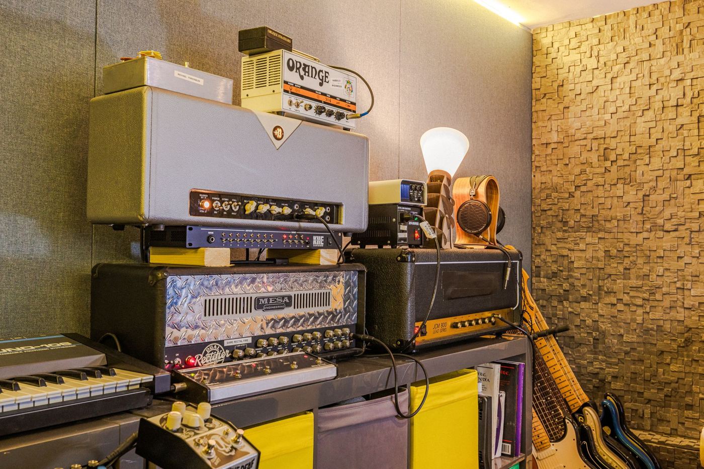 Guitar amps and outboard